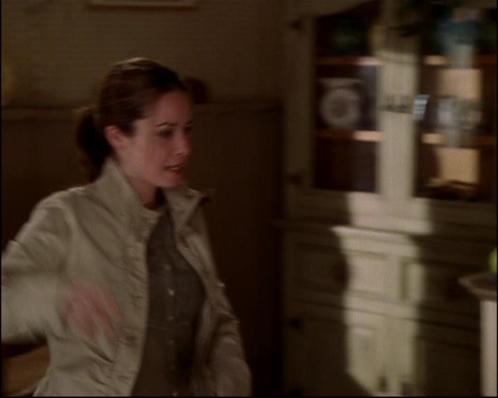 Charmed-Online-dot-815TheLastTemptationOfChristy0030.jpg Charmed-Online-dot-815TheLastTemptationOfChristy0030.jpg