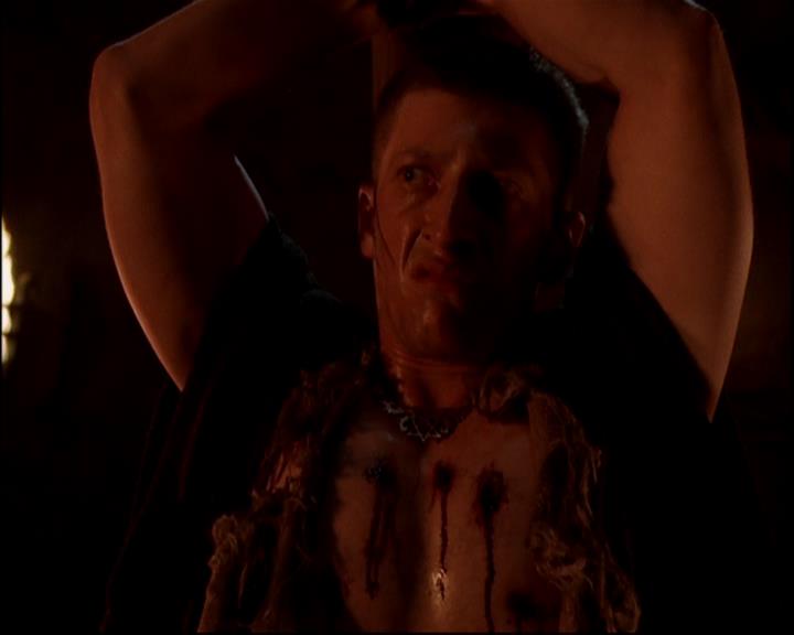 Charmed-Online-dot-815TheLastTemptationOfChristy0332.jpg Charmed-Online-dot-815TheLastTemptationOfChristy0332.jpg