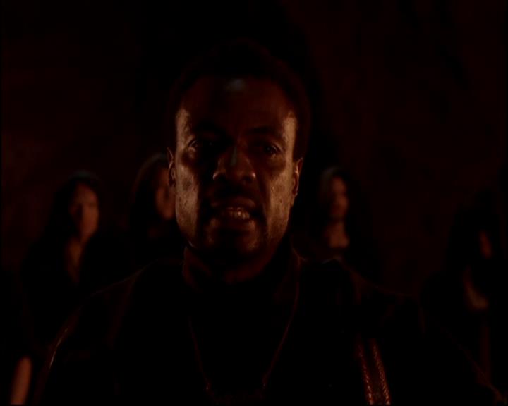 Charmed-Online-dot-815TheLastTemptationOfChristy0344.jpg Charmed-Online-dot-815TheLastTemptationOfChristy0344.jpg