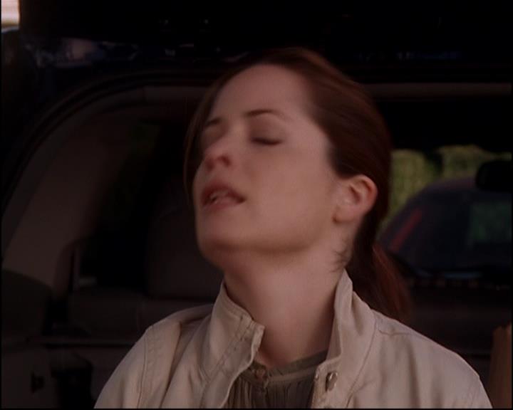 Charmed-Online-dot-815TheLastTemptationOfChristy0562.jpg Charmed-Online-dot-815TheLastTemptationOfChristy0562.jpg