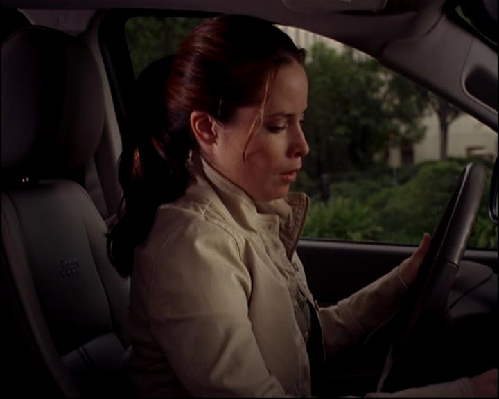 Charmed-Online-dot-815TheLastTemptationOfChristy0596.jpg Charmed-Online-dot-815TheLastTemptationOfChristy0596.jpg