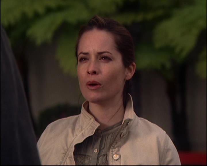 Charmed-Online-dot-815TheLastTemptationOfChristy0627.jpg Charmed-Online-dot-815TheLastTemptationOfChristy0627.jpg