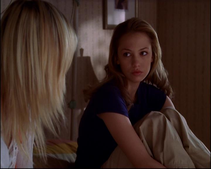 Charmed-Online-dot-815TheLastTemptationOfChristy0655.jpg Charmed-Online-dot-815TheLastTemptationOfChristy0655.jpg