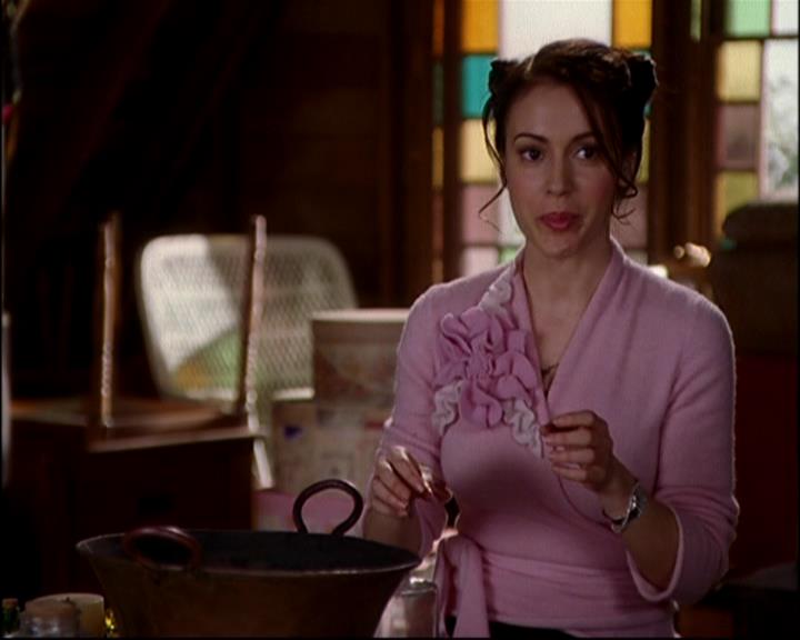 Charmed-Online-dot-815TheLastTemptationOfChristy0698.jpg Charmed-Online-dot-815TheLastTemptationOfChristy0698.jpg