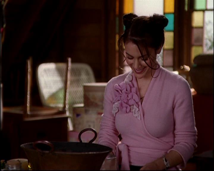 Charmed-Online-dot-815TheLastTemptationOfChristy0699.jpg Charmed-Online-dot-815TheLastTemptationOfChristy0699.jpg