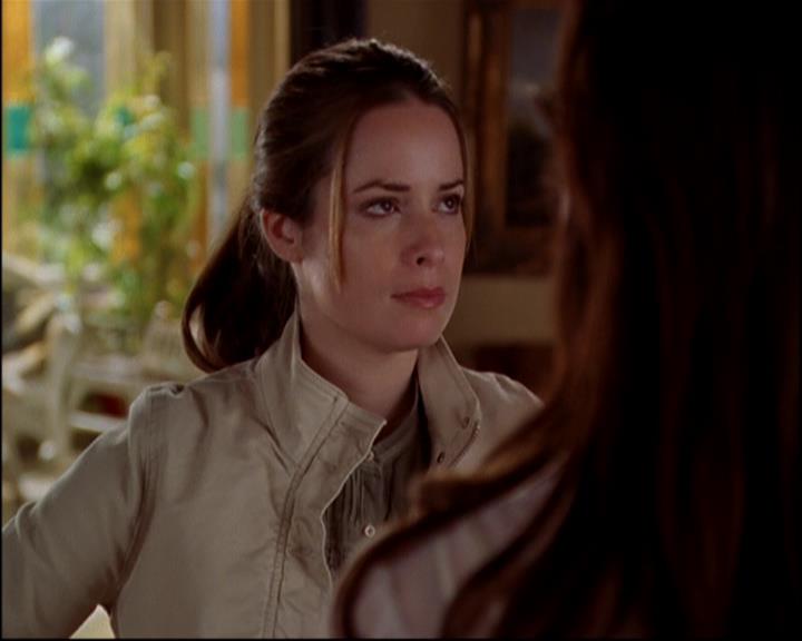 Charmed-Online-dot-815TheLastTemptationOfChristy0801.jpg Charmed-Online-dot-815TheLastTemptationOfChristy0801.jpg