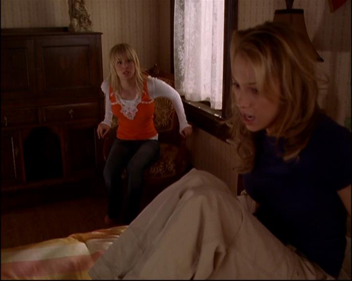 Charmed-Online-dot-815TheLastTemptationOfChristy0807.jpg Charmed-Online-dot-815TheLastTemptationOfChristy0807.jpg