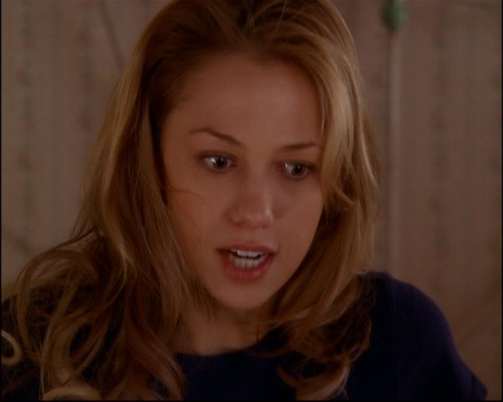 Charmed-Online-dot-815TheLastTemptationOfChristy0819.jpg Charmed-Online-dot-815TheLastTemptationOfChristy0819.jpg