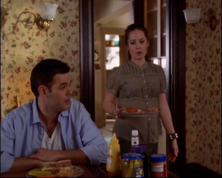 Charmed-Online-dot-815TheLastTemptationOfChristy0831.jpg Charmed-Online-dot-815TheLastTemptationOfChristy0831.jpg