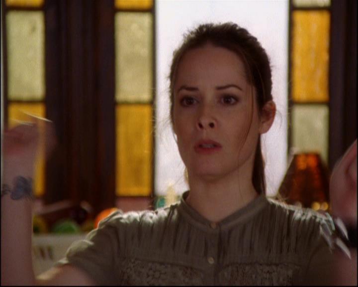 Charmed-Online-dot-815TheLastTemptationOfChristy0865.jpg Charmed-Online-dot-815TheLastTemptationOfChristy0865.jpg