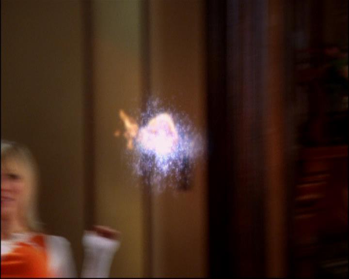 Charmed-Online-dot-815TheLastTemptationOfChristy0867.jpg Charmed-Online-dot-815TheLastTemptationOfChristy0867.jpg