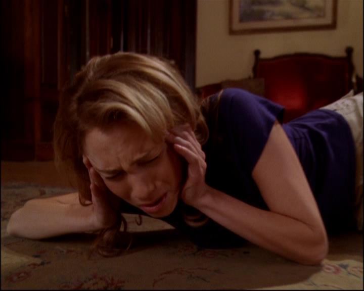 Charmed-Online-dot-815TheLastTemptationOfChristy0872.jpg Charmed-Online-dot-815TheLastTemptationOfChristy0872.jpg