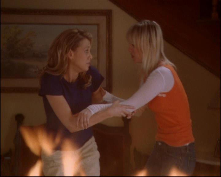 Charmed-Online-dot-815TheLastTemptationOfChristy0881.jpg Charmed-Online-dot-815TheLastTemptationOfChristy0881.jpg