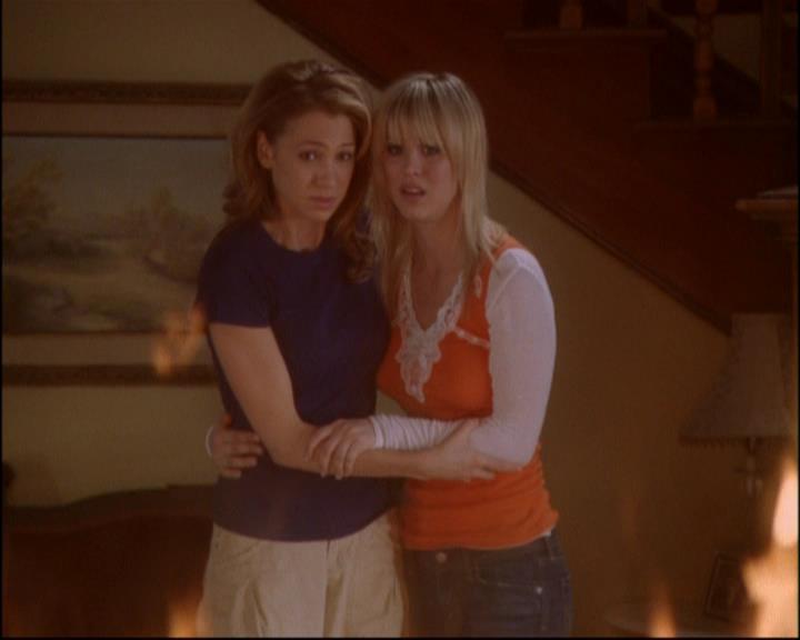 Charmed-Online-dot-815TheLastTemptationOfChristy0884.jpg Charmed-Online-dot-815TheLastTemptationOfChristy0884.jpg