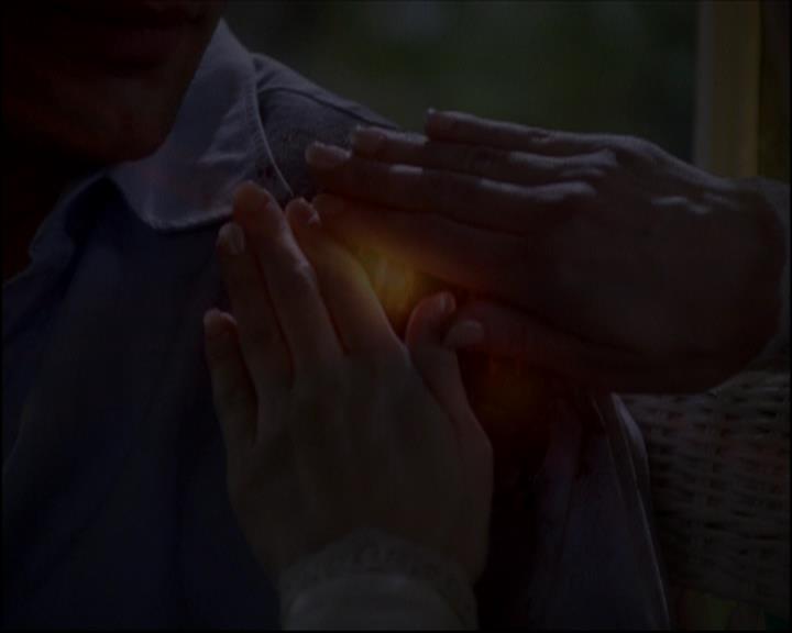 Charmed-Online-dot-815TheLastTemptationOfChristy0899.jpg Charmed-Online-dot-815TheLastTemptationOfChristy0899.jpg