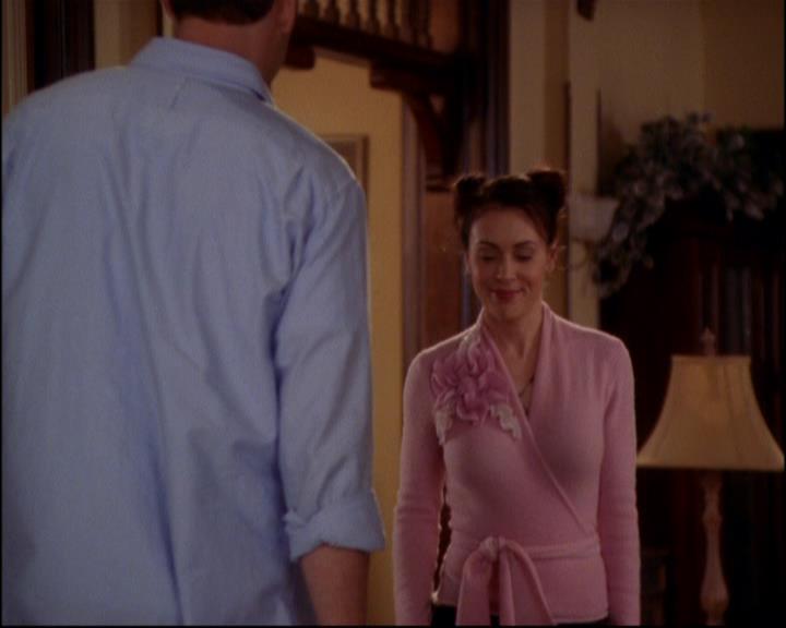 Charmed-Online-dot-815TheLastTemptationOfChristy0929.jpg Charmed-Online-dot-815TheLastTemptationOfChristy0929.jpg