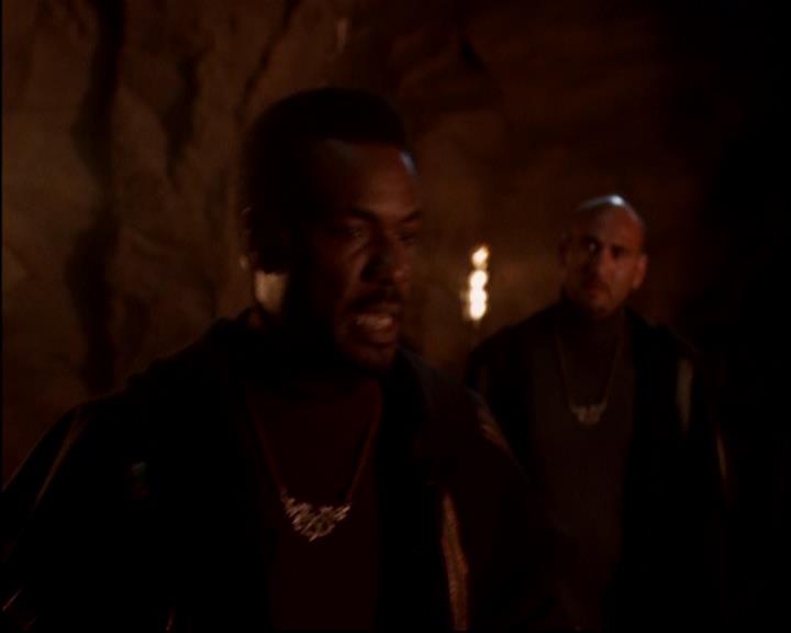 Charmed-Online-dot-815TheLastTemptationOfChristy1052.jpg Charmed-Online-dot-815TheLastTemptationOfChristy1052.jpg