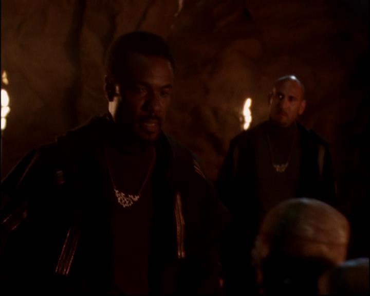 Charmed-Online-dot-815TheLastTemptationOfChristy1053.jpg Charmed-Online-dot-815TheLastTemptationOfChristy1053.jpg