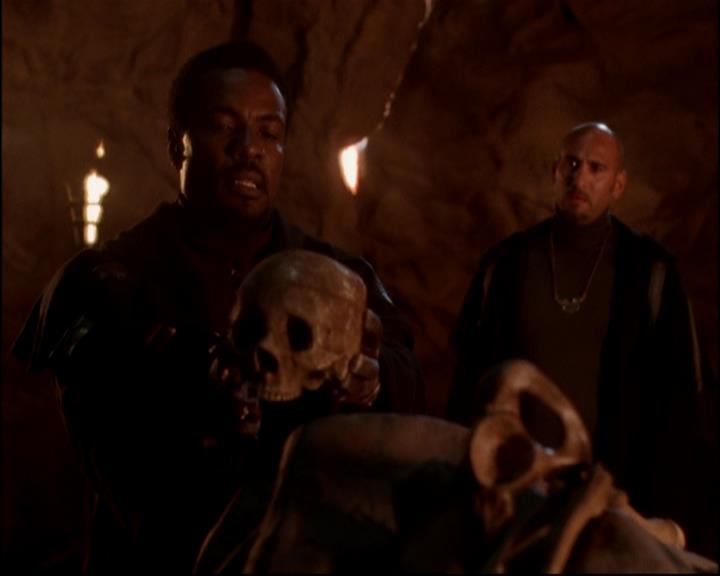 Charmed-Online-dot-815TheLastTemptationOfChristy1057.jpg Charmed-Online-dot-815TheLastTemptationOfChristy1057.jpg