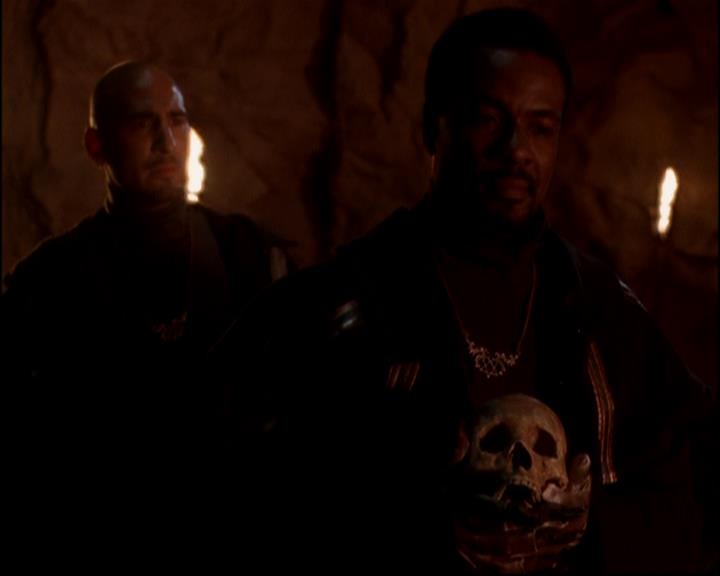 Charmed-Online-dot-815TheLastTemptationOfChristy1070.jpg Charmed-Online-dot-815TheLastTemptationOfChristy1070.jpg