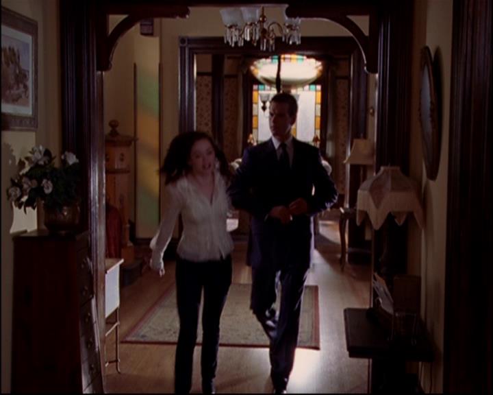 Charmed-Online-dot-815TheLastTemptationOfChristy1208.jpg Charmed-Online-dot-815TheLastTemptationOfChristy1208.jpg