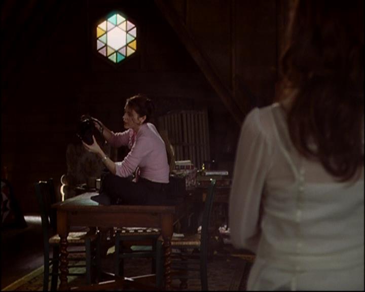 Charmed-Online-dot-815TheLastTemptationOfChristy1324.jpg Charmed-Online-dot-815TheLastTemptationOfChristy1324.jpg