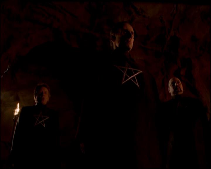 Charmed-Online-dot-815TheLastTemptationOfChristy1404.jpg Charmed-Online-dot-815TheLastTemptationOfChristy1404.jpg