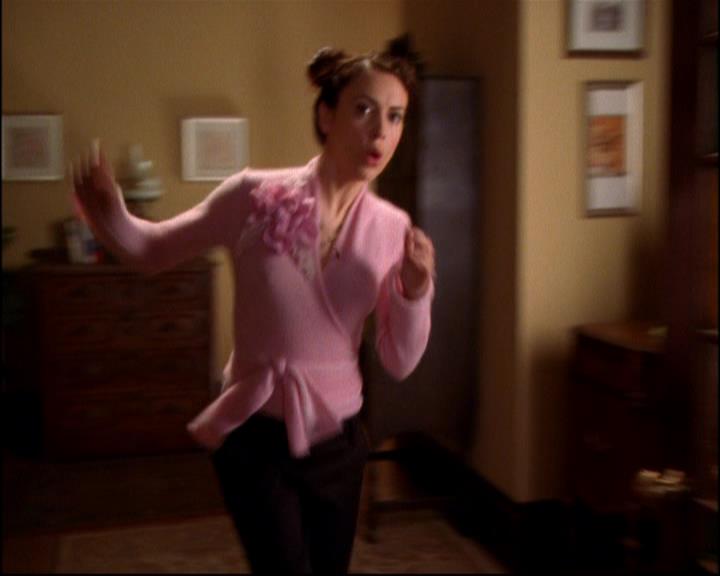 Charmed-Online-dot-815TheLastTemptationOfChristy1702.jpg Charmed-Online-dot-815TheLastTemptationOfChristy1702.jpg