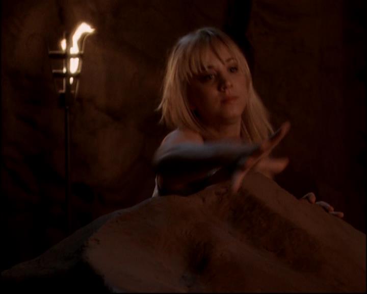 Charmed-Online-dot-815TheLastTemptationOfChristy1999.jpg Charmed-Online-dot-815TheLastTemptationOfChristy1999.jpg