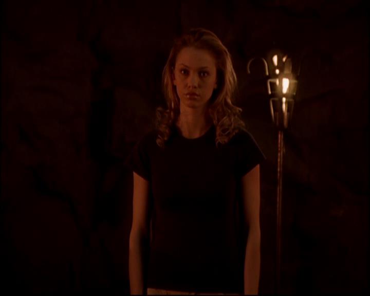 Charmed-Online-dot-815TheLastTemptationOfChristy2005.jpg Charmed-Online-dot-815TheLastTemptationOfChristy2005.jpg