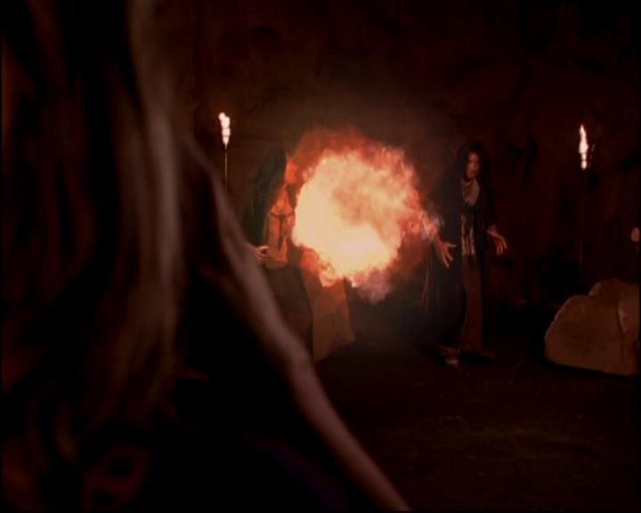 Charmed-Online-dot-815TheLastTemptationOfChristy2032.jpg Charmed-Online-dot-815TheLastTemptationOfChristy2032.jpg