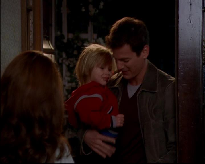 Charmed-Online-dot-815TheLastTemptationOfChristy2185.jpg Charmed-Online-dot-815TheLastTemptationOfChristy2185.jpg