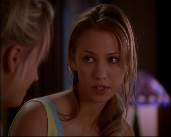 Charmed-Online-dot-815TheLastTemptationOfChristy2279.jpg Charmed-Online-dot-815TheLastTemptationOfChristy2279.jpg