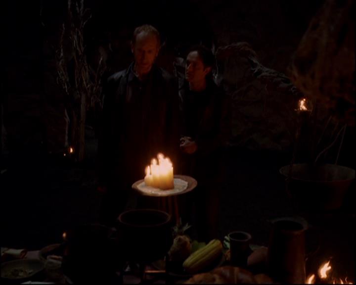 Charmed-Online-dot-816EngagedAndConfused0088.jpg Charmed-Online-dot-816EngagedAndConfused0088.jpg