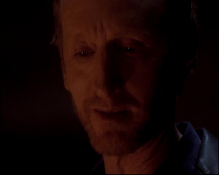 Charmed-Online-dot-816EngagedAndConfused0101.jpg Charmed-Online-dot-816EngagedAndConfused0101.jpg