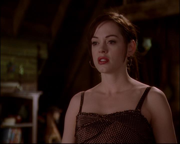 Charmed-Online-dot-816EngagedAndConfused0214.jpg Charmed-Online-dot-816EngagedAndConfused0214.jpg