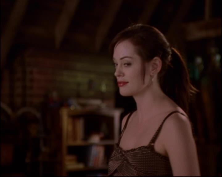 Charmed-Online-dot-816EngagedAndConfused0240.jpg Charmed-Online-dot-816EngagedAndConfused0240.jpg