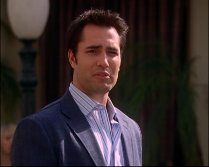 Charmed-Online-dot-816EngagedAndConfused0376.jpg Charmed-Online-dot-816EngagedAndConfused0376.jpg