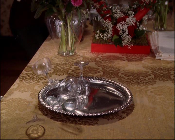 Charmed-Online-dot-816EngagedAndConfused0421.jpg Charmed-Online-dot-816EngagedAndConfused0421.jpg