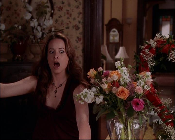 Charmed-Online-dot-816EngagedAndConfused0422.jpg Charmed-Online-dot-816EngagedAndConfused0422.jpg