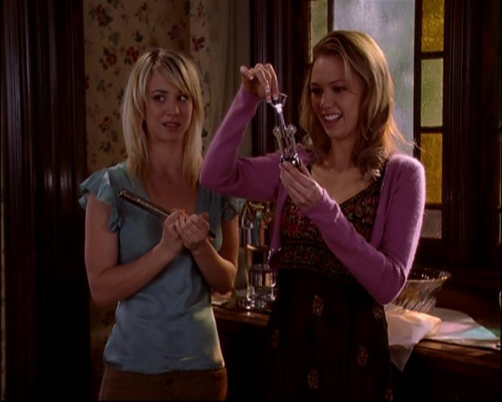 Charmed-Online-dot-816EngagedAndConfused0445.jpg Charmed-Online-dot-816EngagedAndConfused0445.jpg