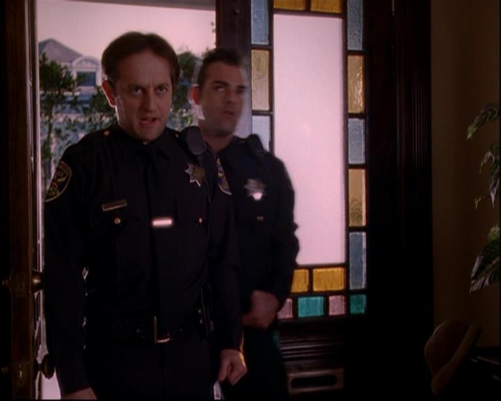 Charmed-Online-dot-816EngagedAndConfused0464.jpg Charmed-Online-dot-816EngagedAndConfused0464.jpg