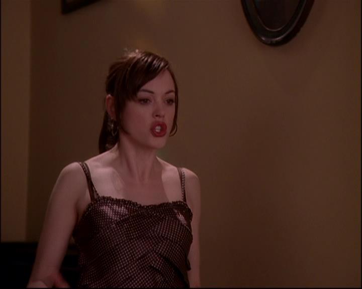 Charmed-Online-dot-816EngagedAndConfused0487.jpg Charmed-Online-dot-816EngagedAndConfused0487.jpg