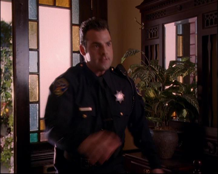 Charmed-Online-dot-816EngagedAndConfused0517.jpg Charmed-Online-dot-816EngagedAndConfused0517.jpg