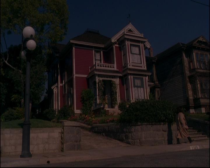 Charmed-Online-dot-816EngagedAndConfused0534.jpg Charmed-Online-dot-816EngagedAndConfused0534.jpg