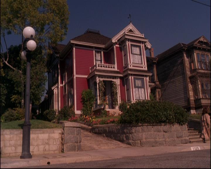 Charmed-Online-dot-816EngagedAndConfused0535.jpg Charmed-Online-dot-816EngagedAndConfused0535.jpg