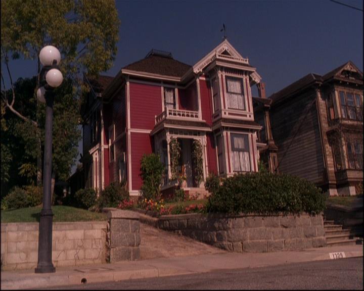 Charmed-Online-dot-816EngagedAndConfused0536.jpg Charmed-Online-dot-816EngagedAndConfused0536.jpg