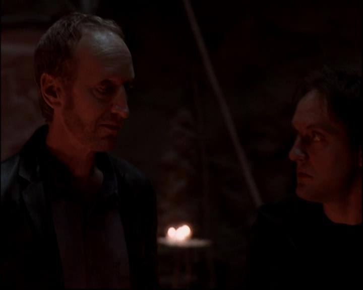 Charmed-Online-dot-816EngagedAndConfused0625.jpg Charmed-Online-dot-816EngagedAndConfused0625.jpg