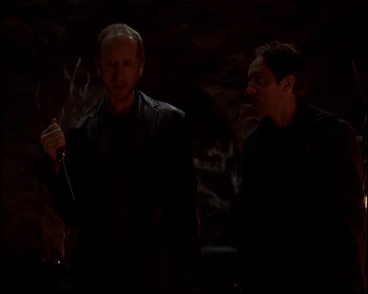 Charmed-Online-dot-816EngagedAndConfused0640.jpg Charmed-Online-dot-816EngagedAndConfused0640.jpg