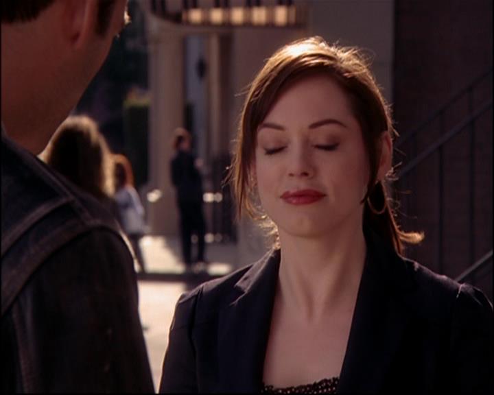 Charmed-Online-dot-816EngagedAndConfused0694.jpg Charmed-Online-dot-816EngagedAndConfused0694.jpg